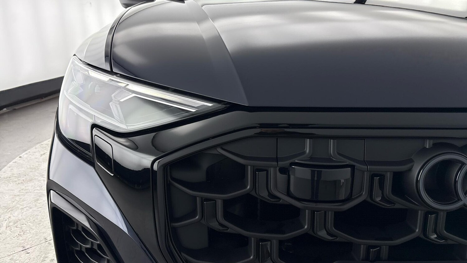 Used Audi Q8 for sale - 77760898: Photo 53