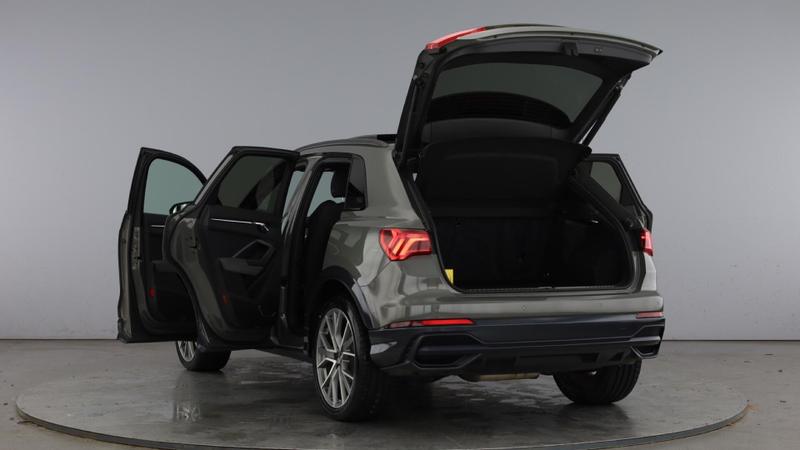 Used Audi Q3 2020 for sale - 76882804: Photo 11