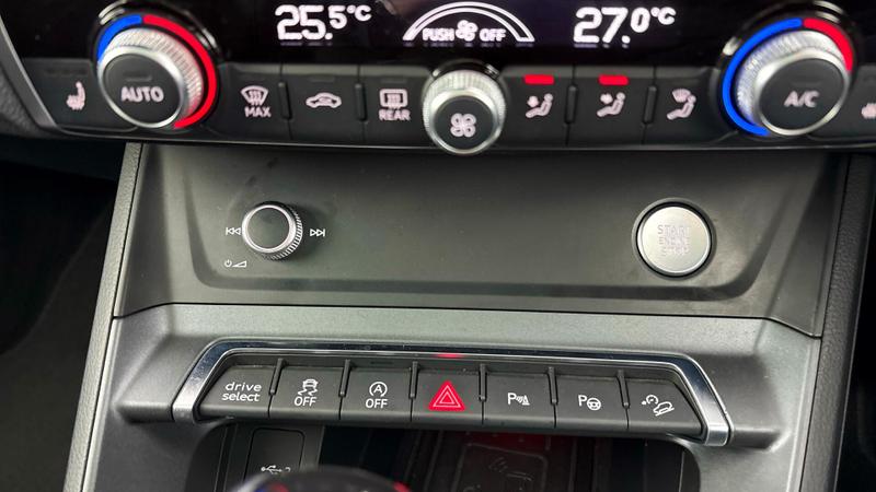 Used Audi Q3 2020 for sale - 76882804: Photo 17