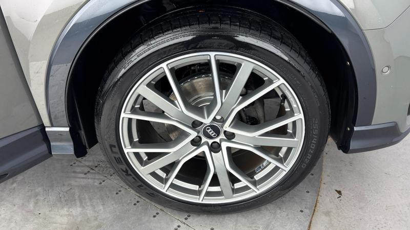 Used Audi Q3 2020 for sale - 76882804: Photo 5