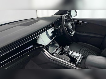 Used Audi SQ8 2022 for sale - 75995276: Photo
