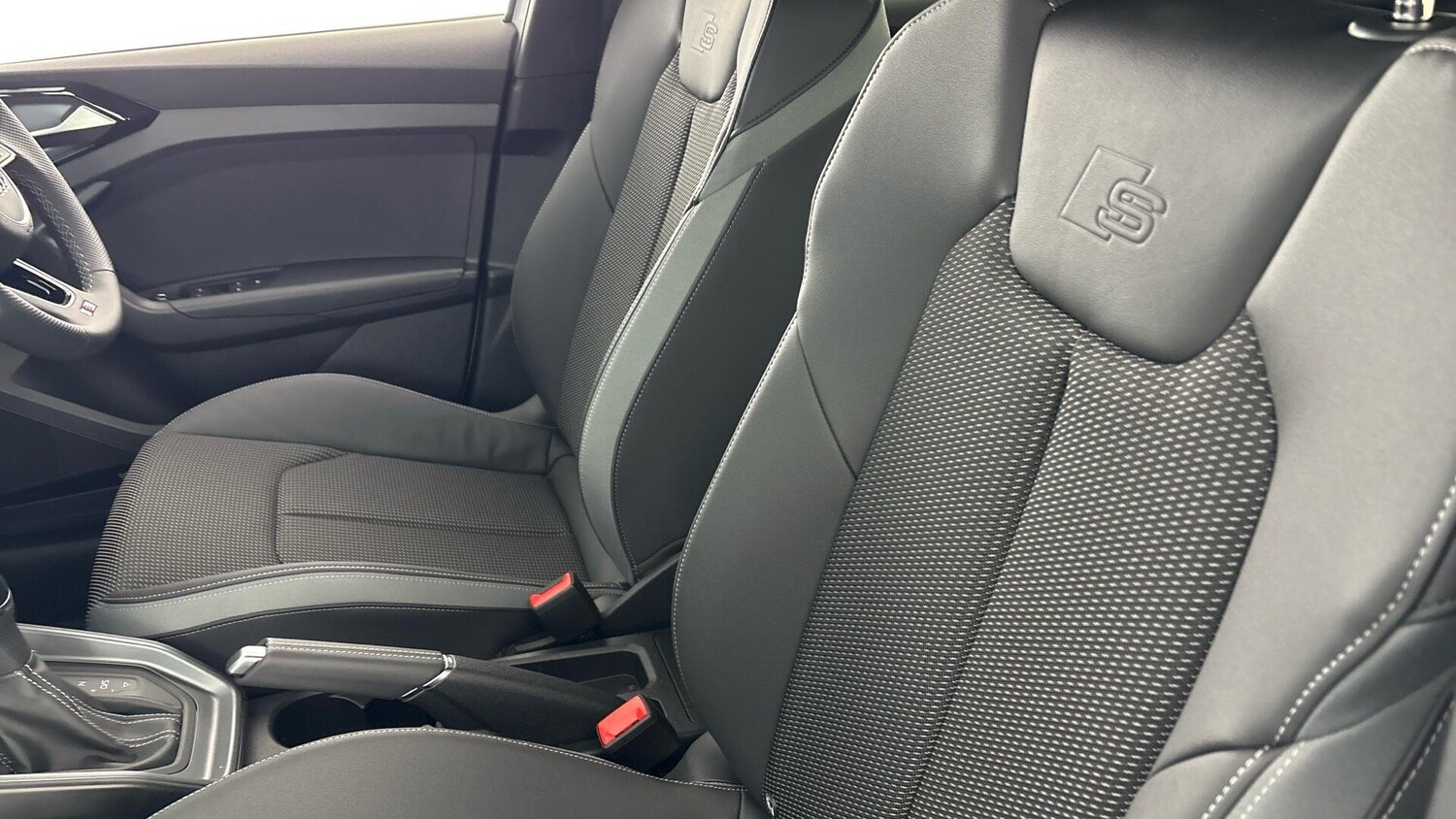 Used Audi A1 for sale - 77602388: Photo 33