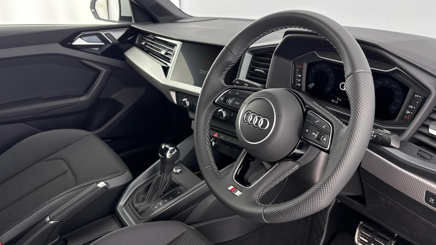 Used Audi A1 for sale - 77602388: Photo 6