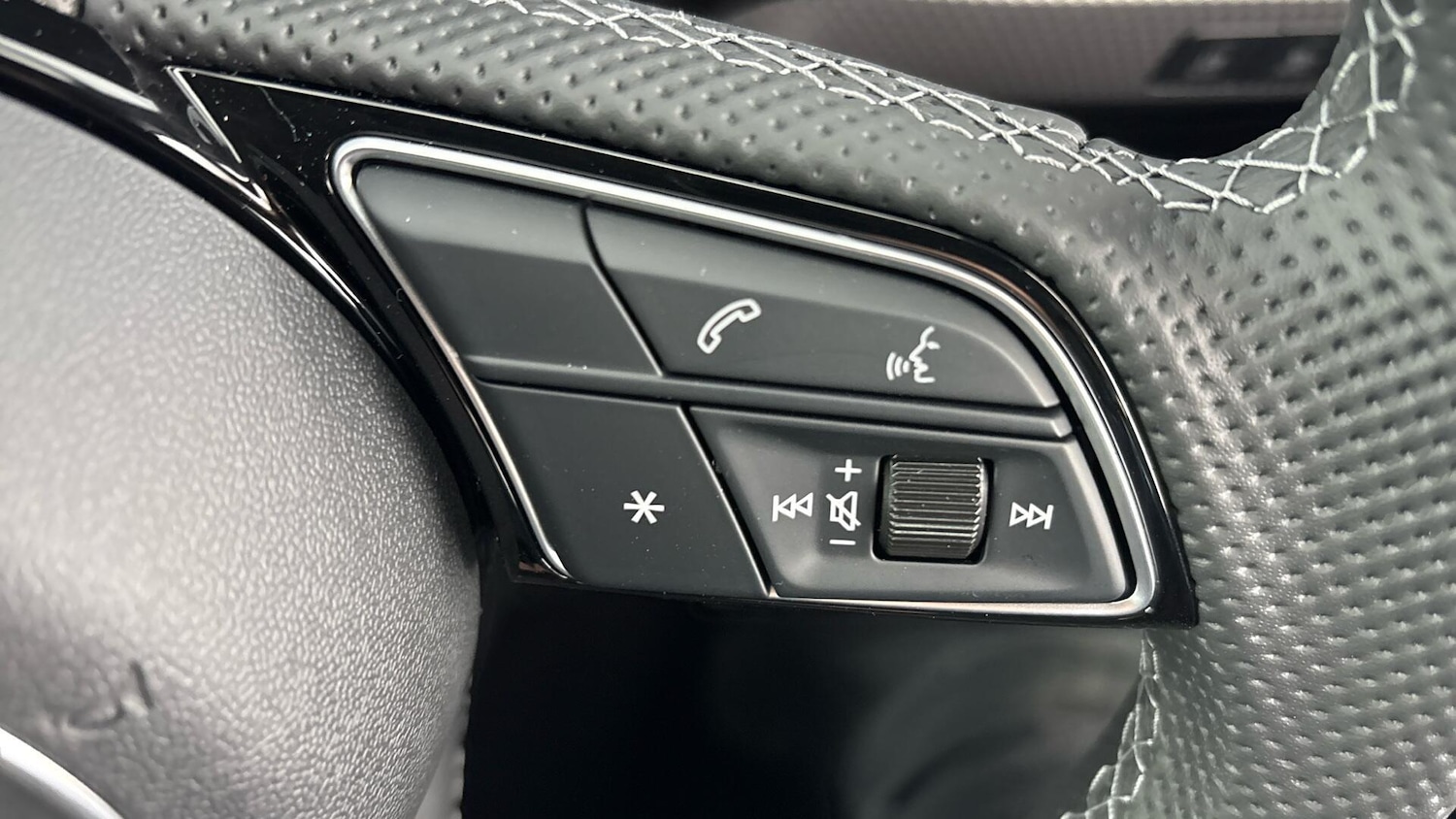 Used Audi A1 for sale - 77602388: Photo 7