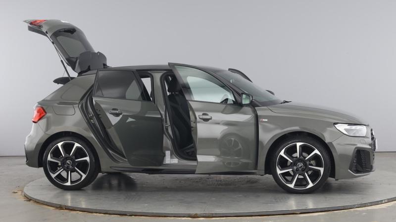 Used Audi A1 2023 for sale - 75946940: Photo 10