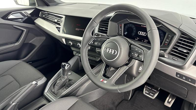 Used Audi A1 for sale - 77462442: Photo 6