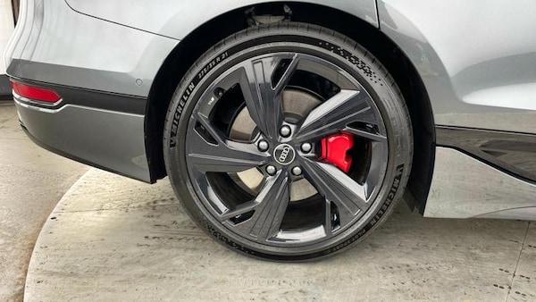 Used Audi S6 Avant 2025 for sale - 74905078: Photo 30
