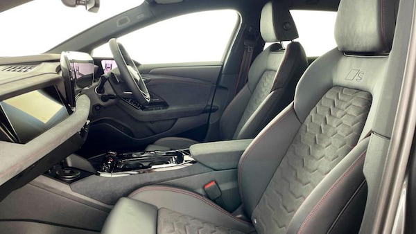 Used Audi S6 Avant 2025 for sale - 74905078: Photo 43