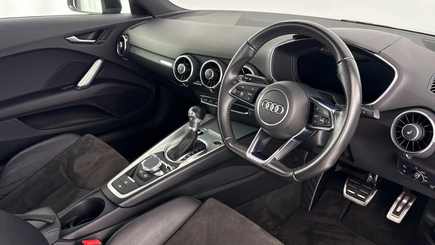 Used Audi TT 2022 for sale - 77603857: Photo 6