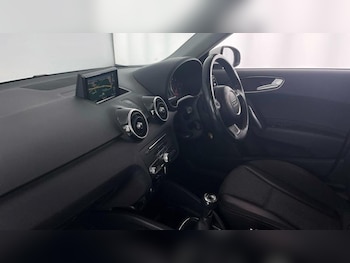 Used Audi A1 2018 for sale - 76104691: Photo