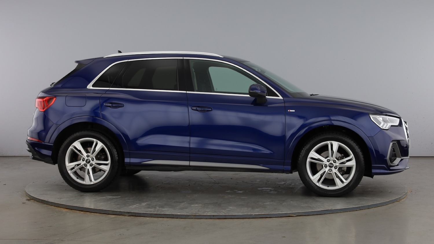 Used Audi Q3 2024 for sale - 77504832: Photo 4