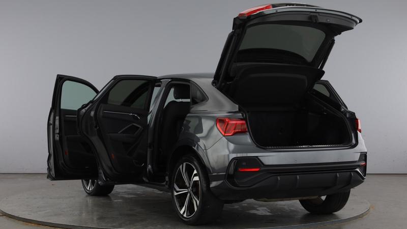 Used Audi Q3 2019 for sale - 77406934: Photo 11