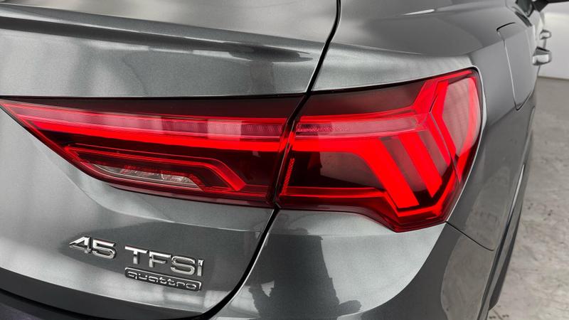 Used Audi Q3 2019 for sale - 77406934: Photo 32