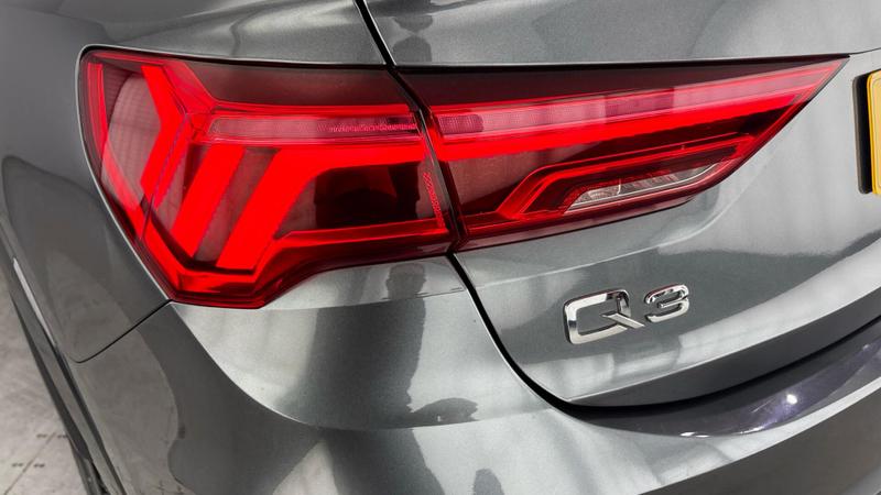 Used Audi Q3 2019 for sale - 77406934: Photo 36
