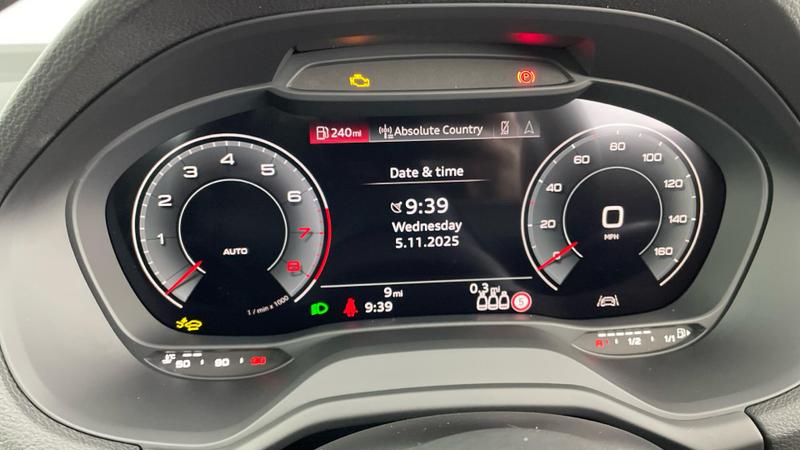 Used Audi Q2 for sale - 77447568: Photo 25