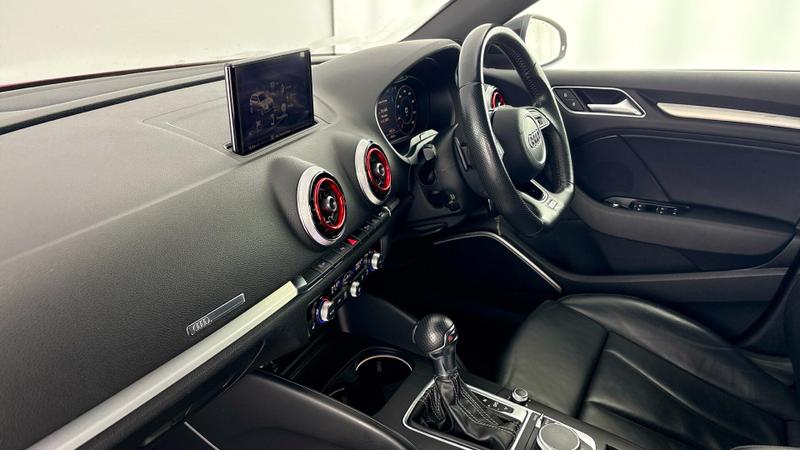 Used Audi A3 2017 for sale - 76452812: Photo 2