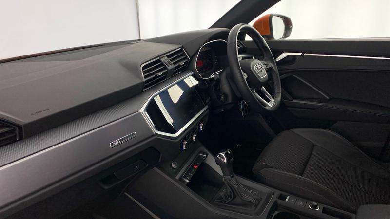 Used Audi Q3 2022 for sale - 76664812: Photo 2