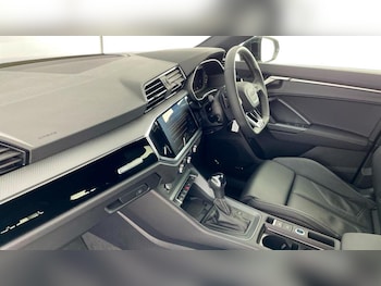 Used Audi Q3 2025 for sale - 75118341: Photo