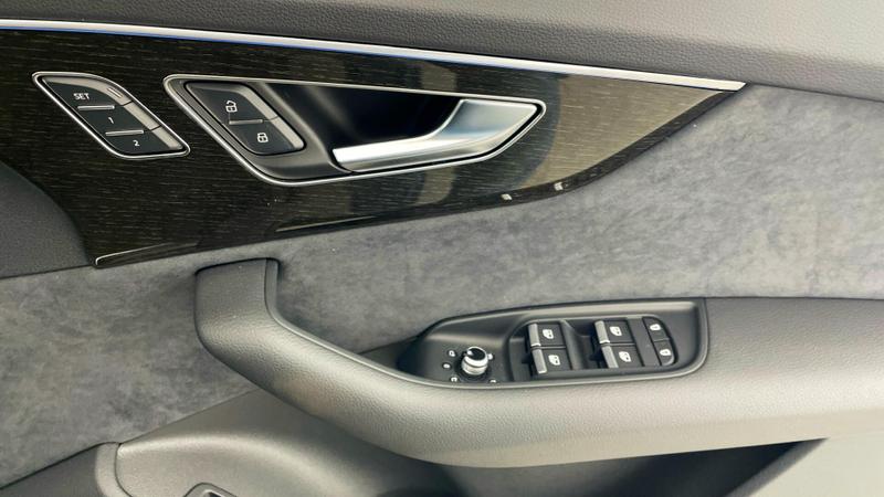 Used Audi SQ7 2025 for sale - 76449295: Photo 24