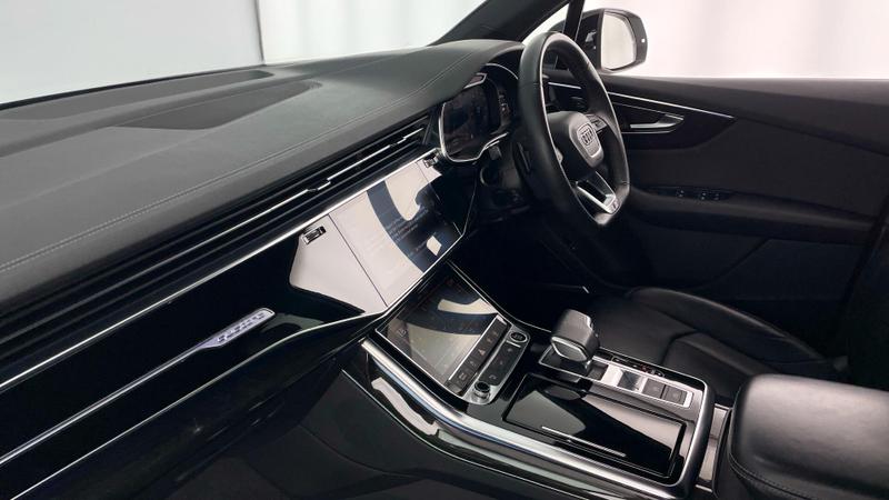 Used Audi Q7 2022 for sale - 76302818: Photo 2