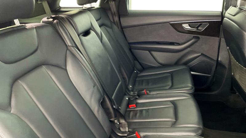 Used Audi Q7 2022 for sale - 76302818: Photo 34
