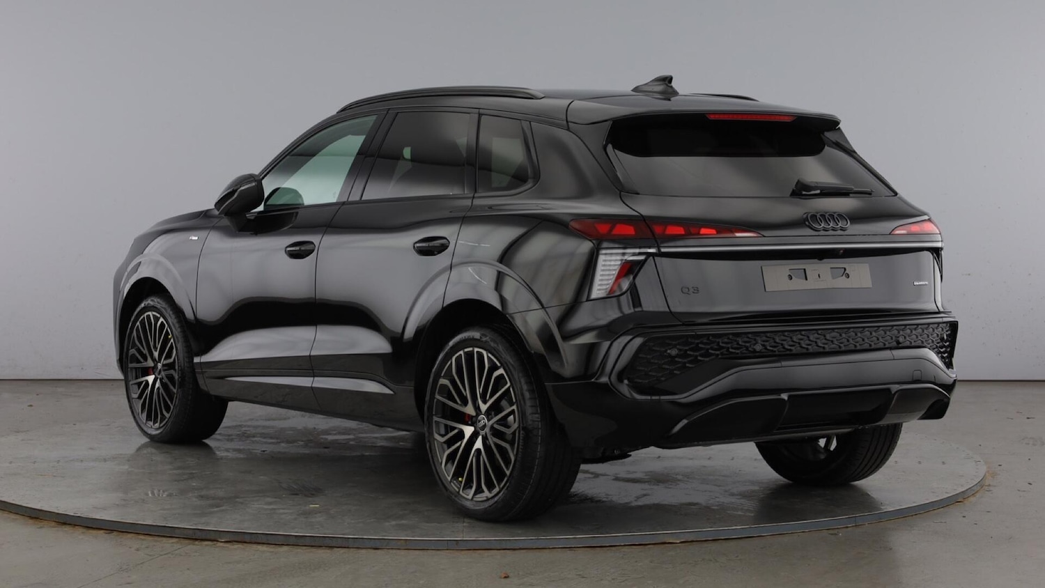 Used Audi Q3 for sale - 77639419: Photo 3