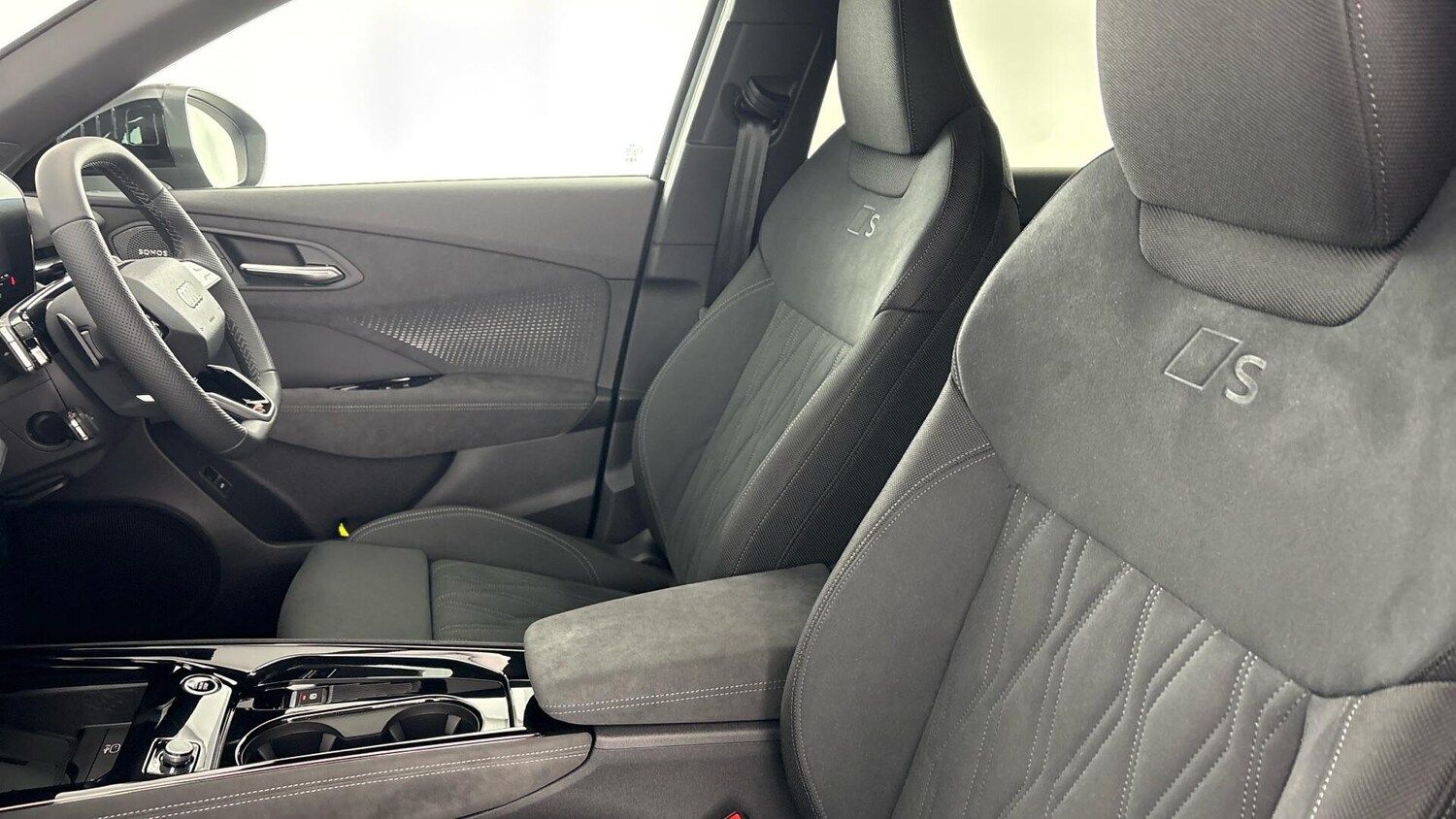 Used Audi Q3 for sale - 77639419: Photo 39