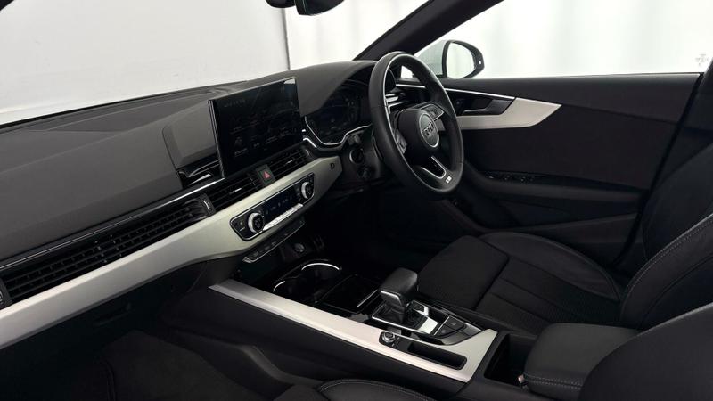 Used Audi A5 2023 for sale - 76847442: Photo 2