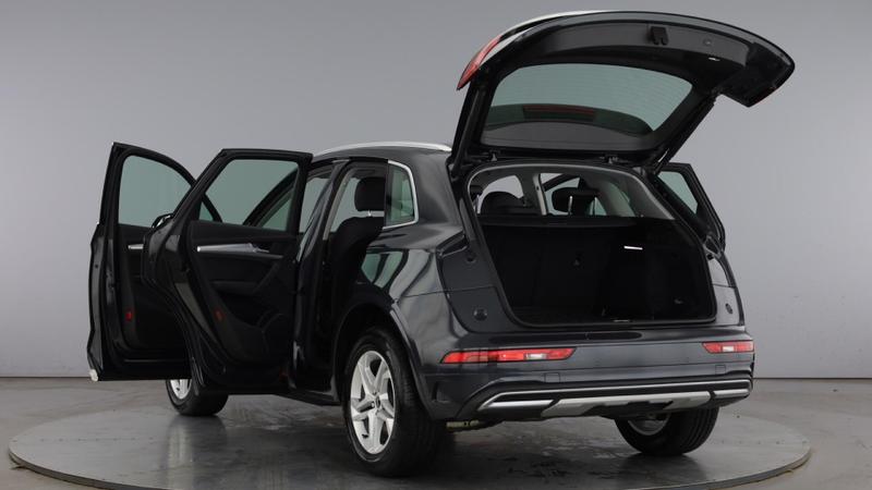 Used Audi Q5 2021 for sale - 76557420: Photo 11