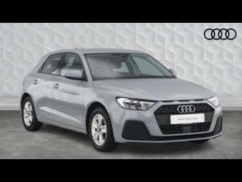 Technik 25 TFSI 95 PS 5-speed Manual 5-Door