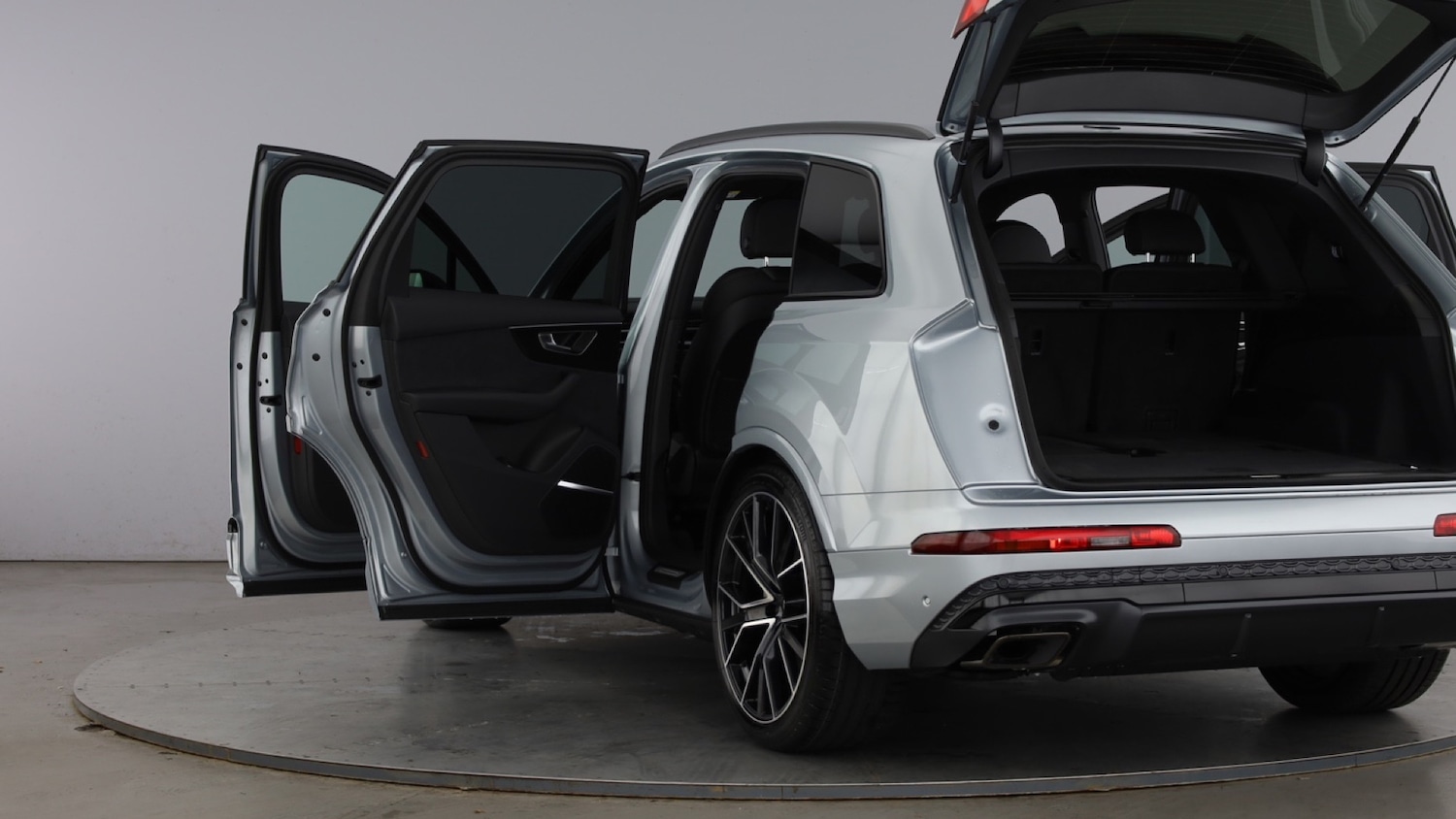 Used Audi Q7 2025 for sale - 78202246: Photo 11