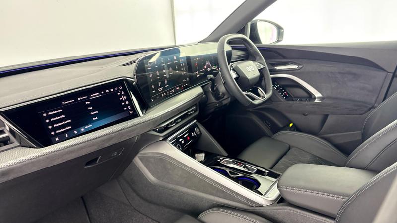 Used Audi Q5 2025 for sale - 76722928: Photo 2