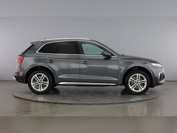 Used Audi Q5 2022 for sale - 77336027: Photo