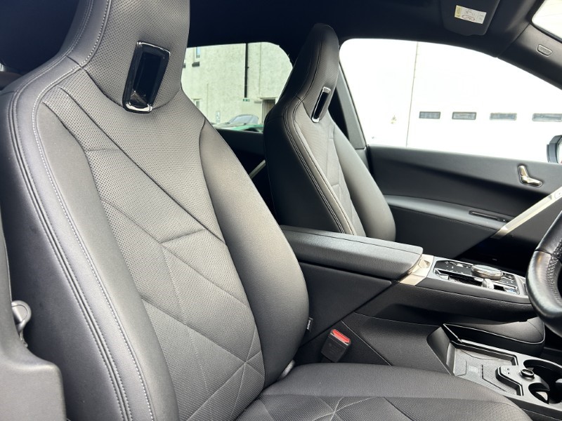 Used BMW iX 2022 for sale - 77592328: Photo 11