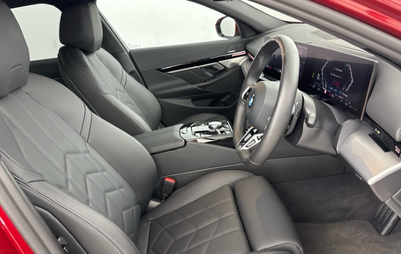 Used BMW 5 Series 2025 for sale - 77036191: Photo 11