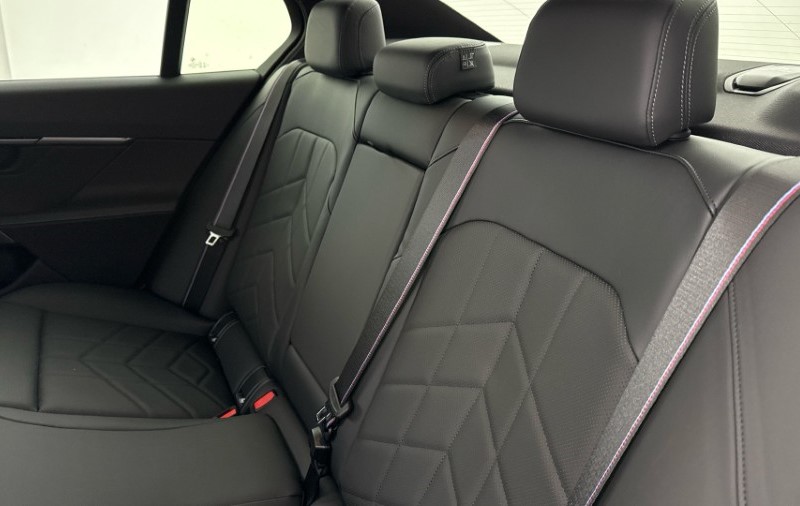 Used BMW 5 Series 2025 for sale - 77036191: Photo 12