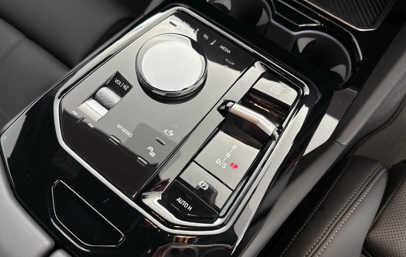 Used BMW 5 Series 2025 for sale - 77036191: Photo 9