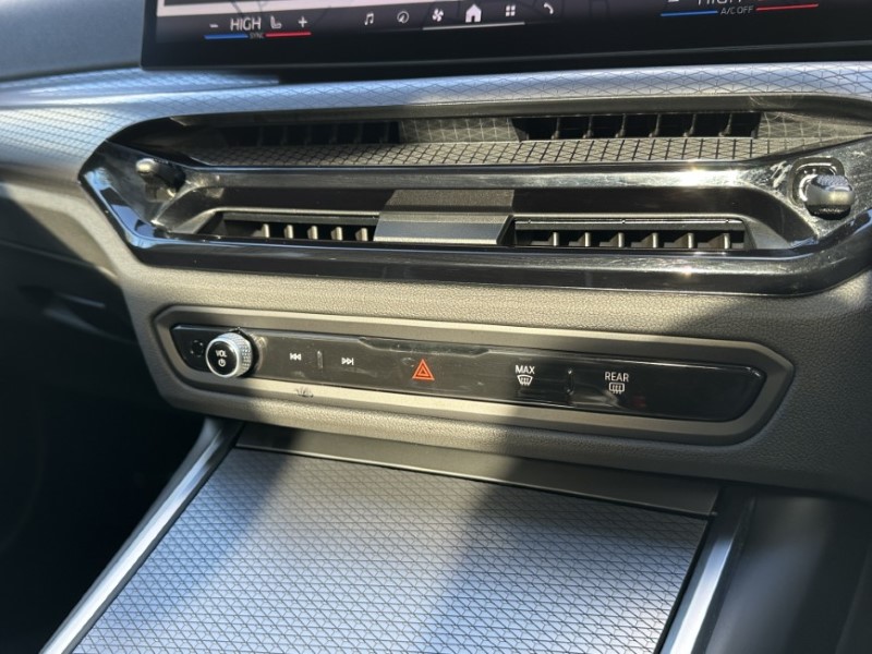 Used BMW 3 Series 2025 for sale - 77381083: Photo 28