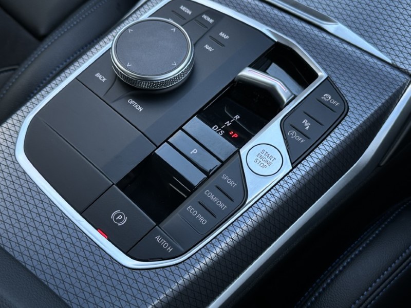 Used BMW 3 Series 2024 for sale - 77127670: Photo 29