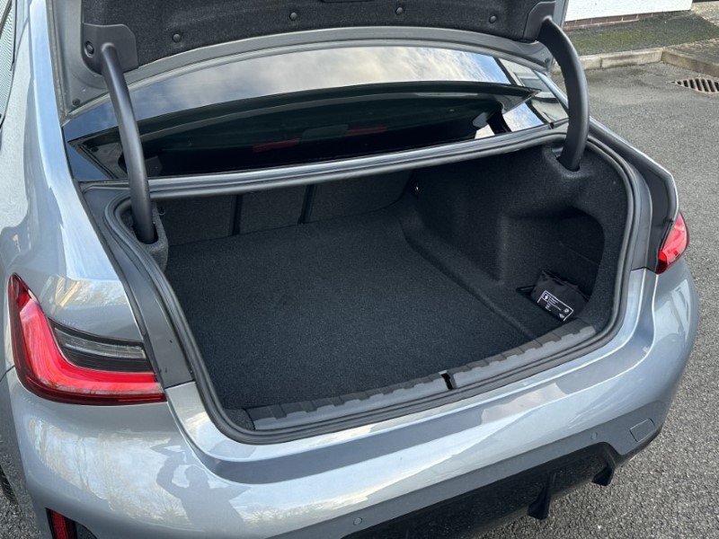 Used BMW 3 Series 2024 for sale - 77127670: Photo 35