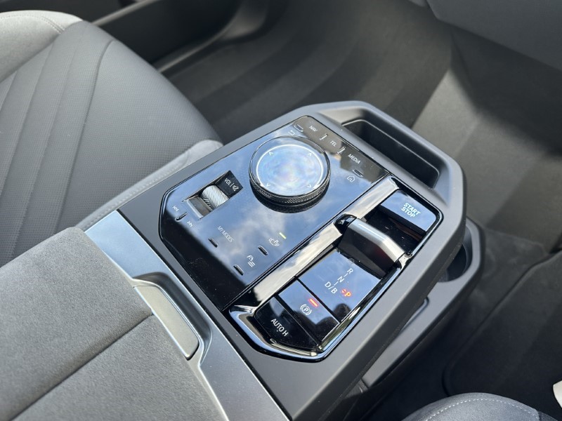 Used BMW iX 2025 for sale - 77391870: Photo 10