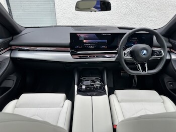 Used BMW i5 2025 for sale - 76981558: Photo