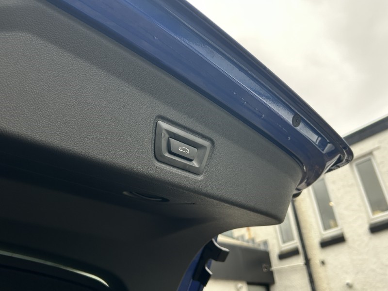 Used BMW i4 2025 for sale - 77997060: Photo 29