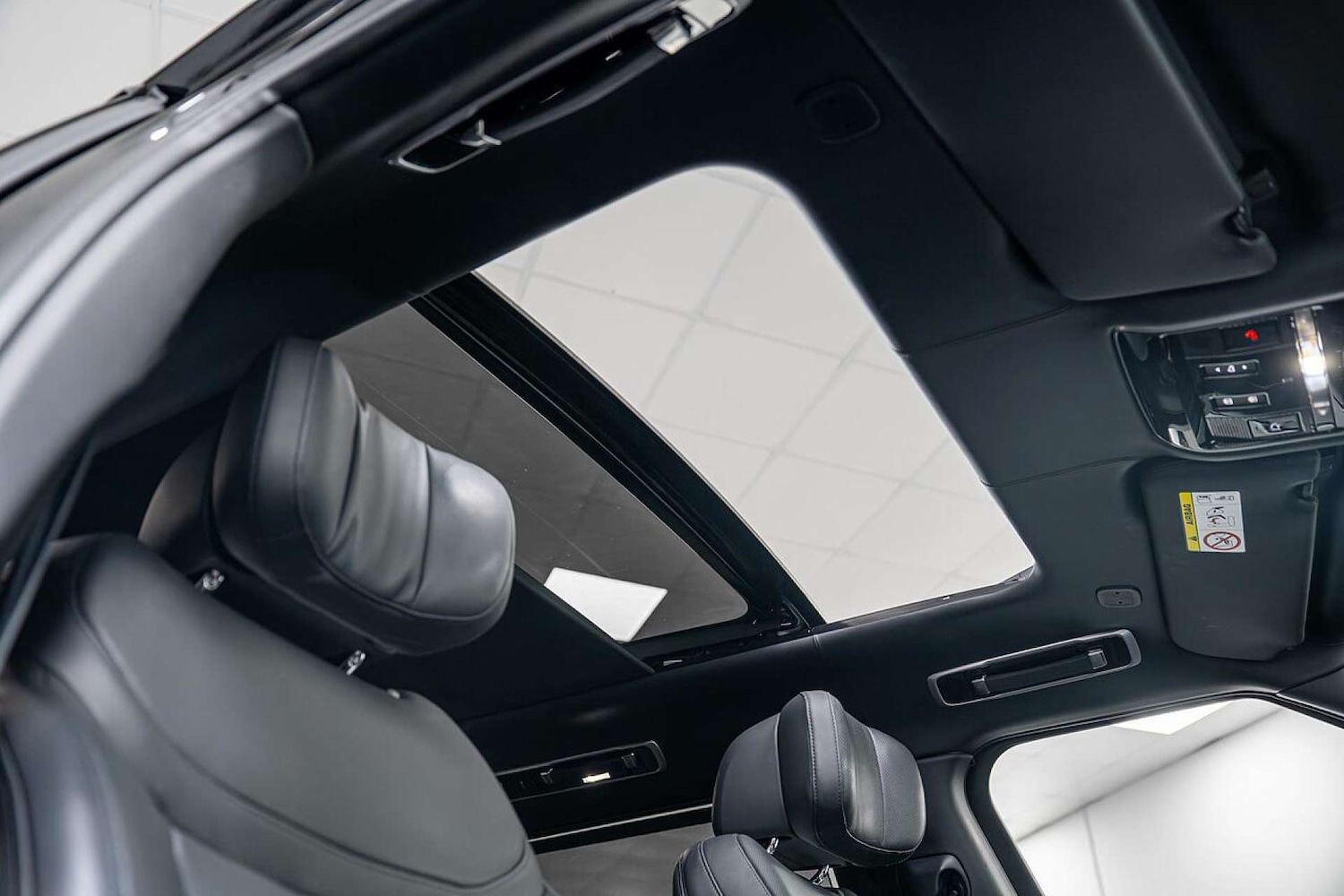 Used Land Rover Range Rover 2023 for sale - 77406675: Photo 40