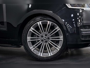 Used Land Rover Range Rover 2023 for sale - 77406675: Photo