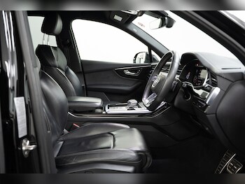 Used Audi Q7 2023 for sale - 78951408: Photo