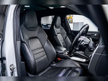 Used Porsche Cayenne 2021 for sale - 78893191: Photo