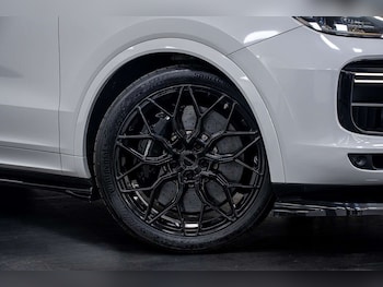 Used Porsche Cayenne 2021 for sale - 78893191: Photo