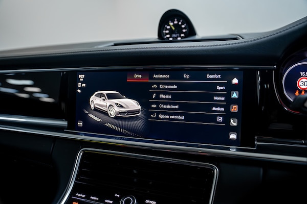 Used Porsche Panamera 2023 for sale - 76280530: Photo 37
