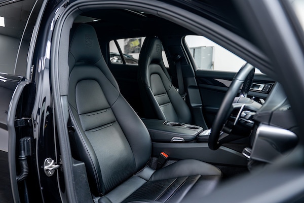 Used Porsche Panamera 2023 for sale - 76280530: Photo 3